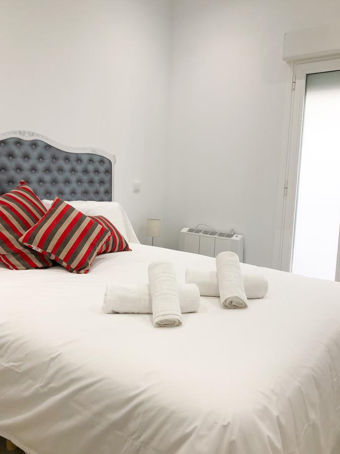Modern With Ideal Location Next To Atocha Station Madrid Exterior foto